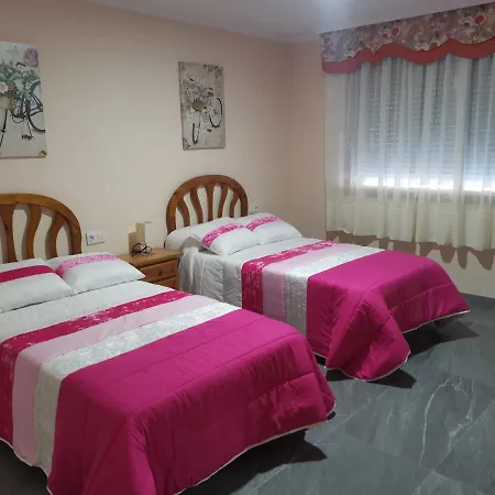 Casa Cadabon アパート ポンテベドラ